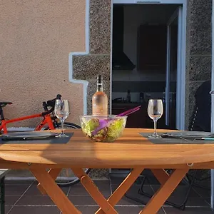 Avec Terrasse Proche Plages Et Sentiers De Randonnée Appartement